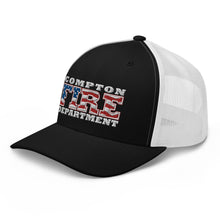 Load image into Gallery viewer, Trucker Hat - American Flag
